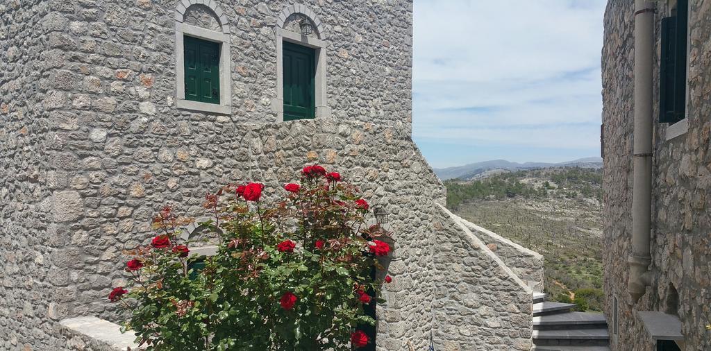 Avgonima All Seasons Hotel Dış mekan fotoğraf