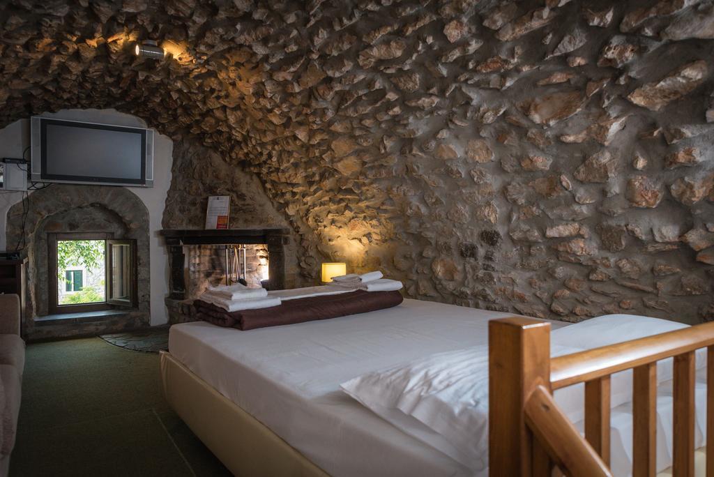Avgonima All Seasons Hotel Dış mekan fotoğraf