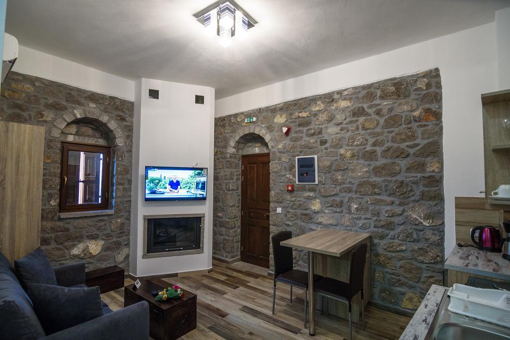 Avgonima All Seasons Hotel Dış mekan fotoğraf